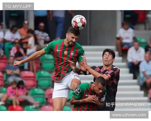 足球明星们的圣诞礼物大揭秘送给球迷的温暖与惊喜